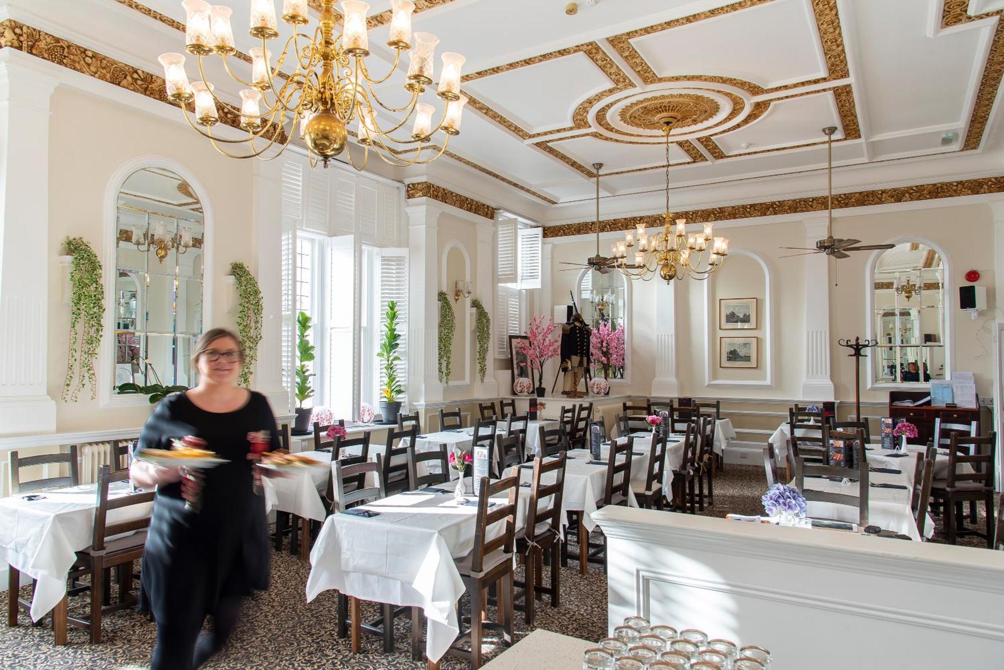 Keppels Head Hotel Портцмаус Экстерьер фото
