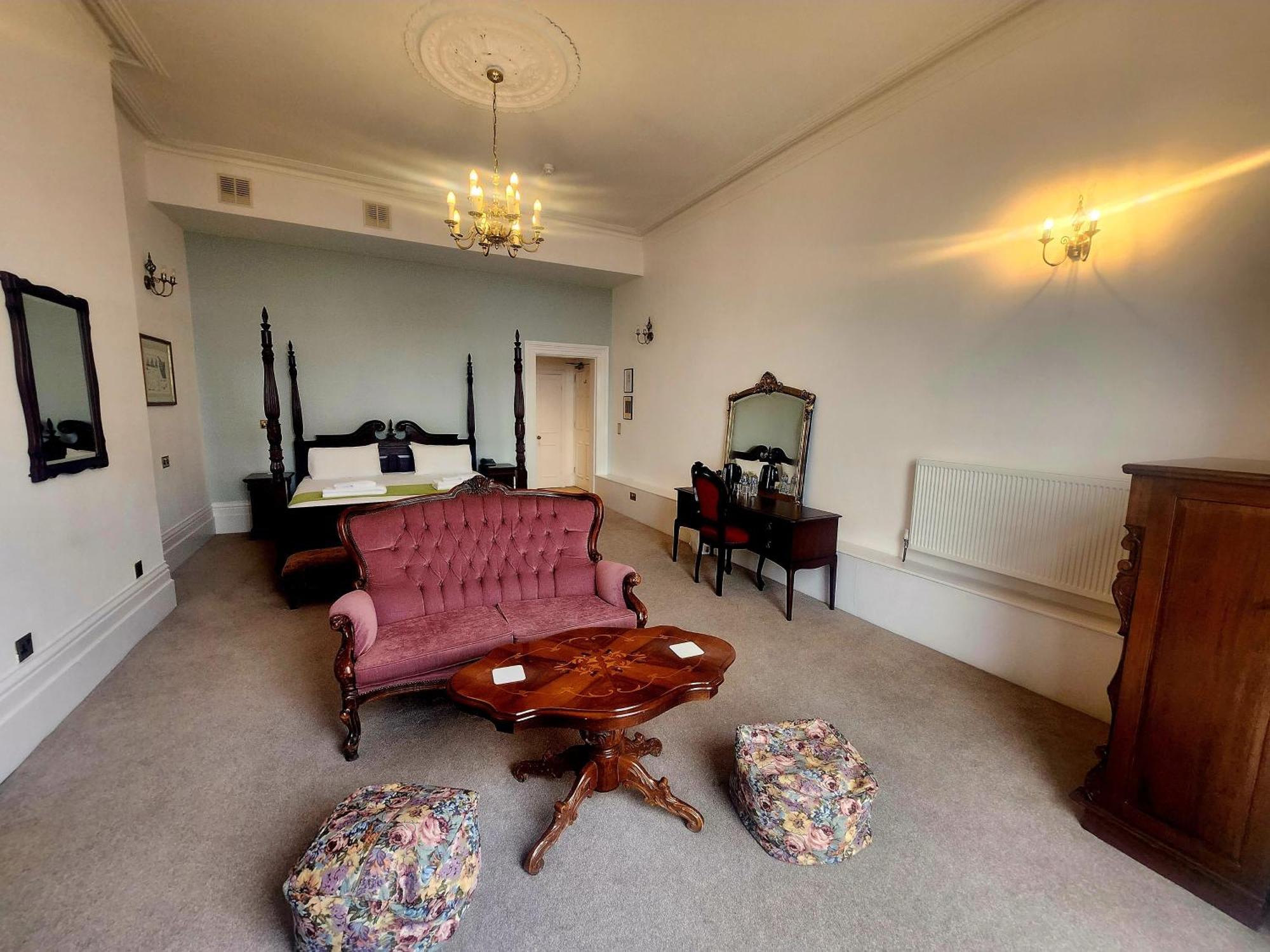 Keppels Head Hotel Портцмаус Экстерьер фото