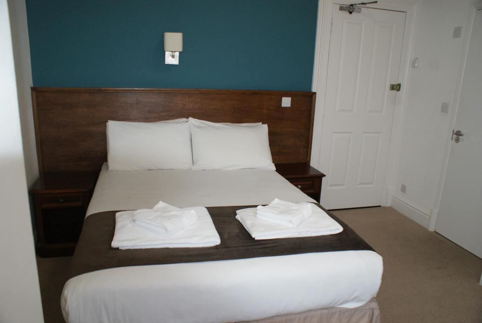 Keppels Head Hotel Портцмаус Экстерьер фото