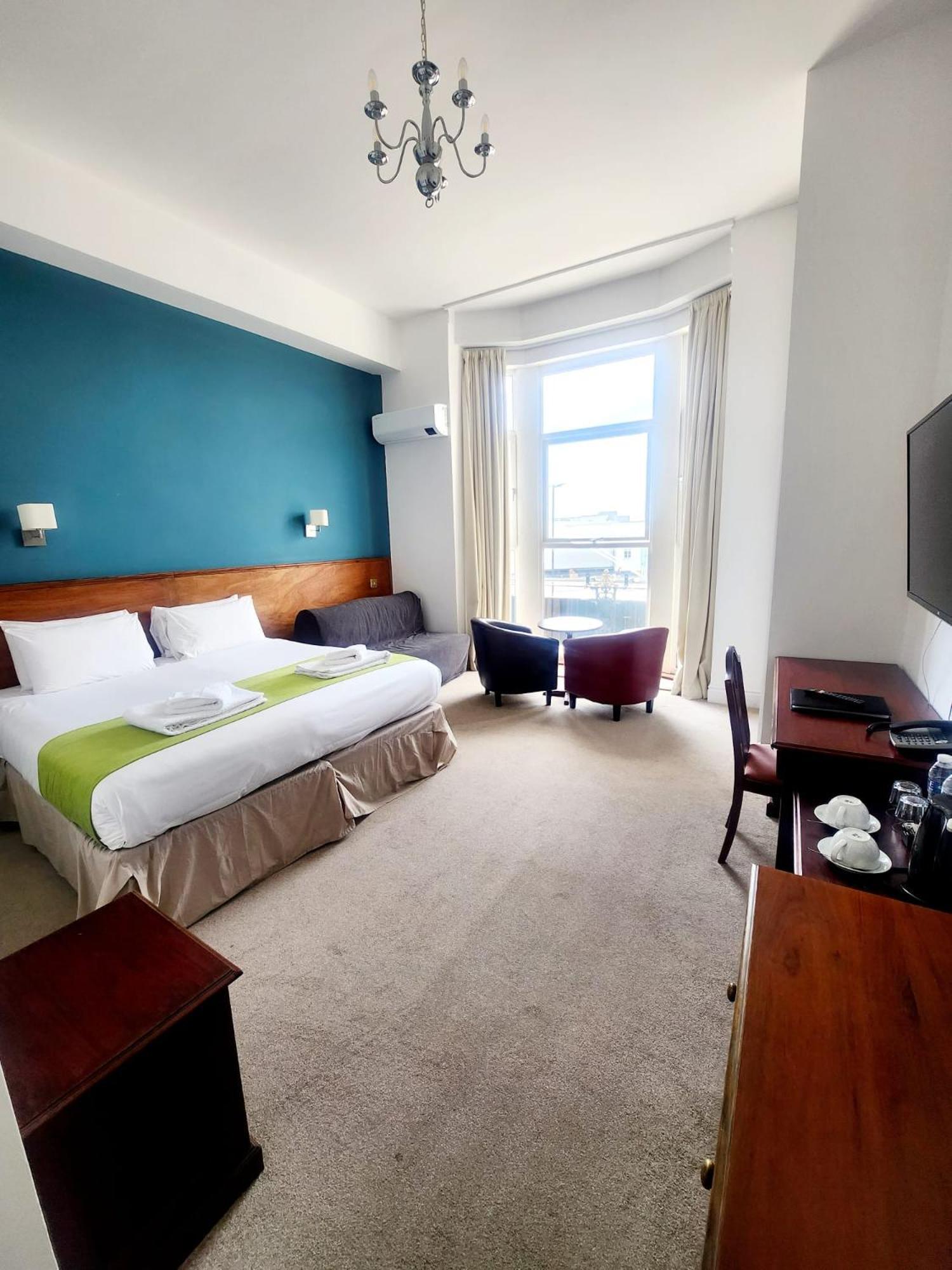 Keppels Head Hotel Портцмаус Экстерьер фото